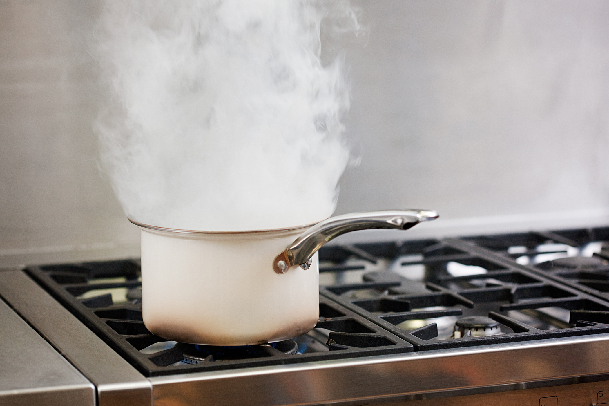 Electrical Safety In The Kitchen Home Family   GettyImages 107908148 Smaller 